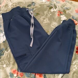 Women’s High Rise Figs joggers